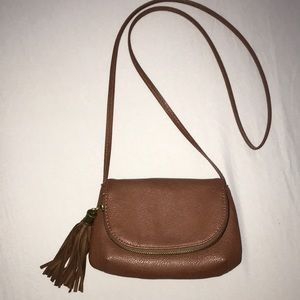 Express Tassel Crossbody